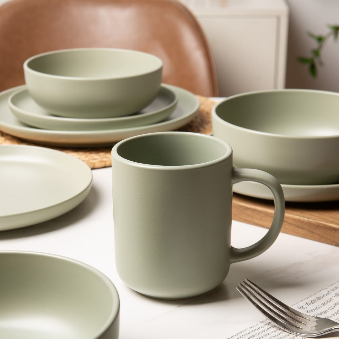 12-Piece Stoneware Dinnerware Sets With Mugs Microwave & Dishwasher Safe Non-Toxic Dinner Plates Bowls Set Stackable Matte Glaze Kitchenware For 3
