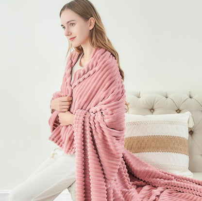BEDELITE Manta de forro polar para sofá – Manta de jacquard acanalado 3D suave y cálida – acogedora, esponjosa, ligera manta rosa de felpa para cama, sofá, 50 x 60 pulgadas