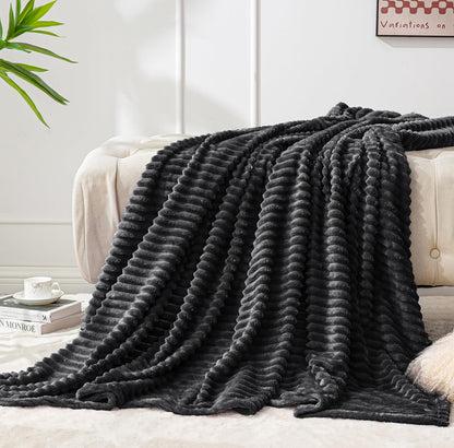 BEDELITE Manta de forro polar para sofá – Manta de jacquard acanalado 3D suave y cálida – acogedora, esponjosa, ligera manta rosa de felpa para cama, sofá, 50 x 60 pulgadas