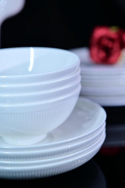 Dandilion Bone China Dinnerware Set, 16 Pieces